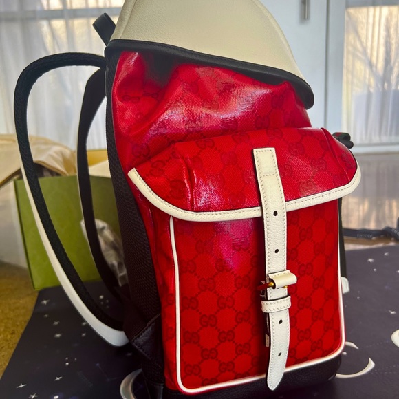 Adidas x Gucci collection, this backpack features the Gucci Trefoil print. - Picture 6 of 8